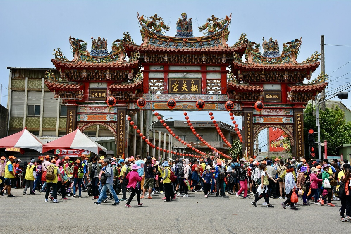 白沙屯拱天宮|苗栗包車旅遊
